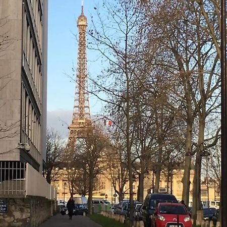 Studio Pour Deux Face A La Tour Eiffel 巴黎 外观 照片