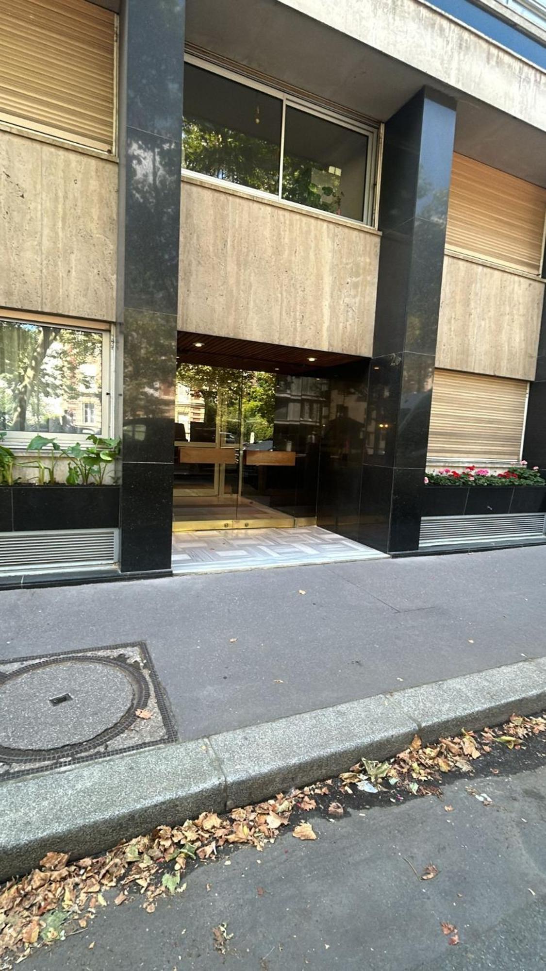 Studio Pour Deux Face A La Tour Eiffel 巴黎 外观 照片